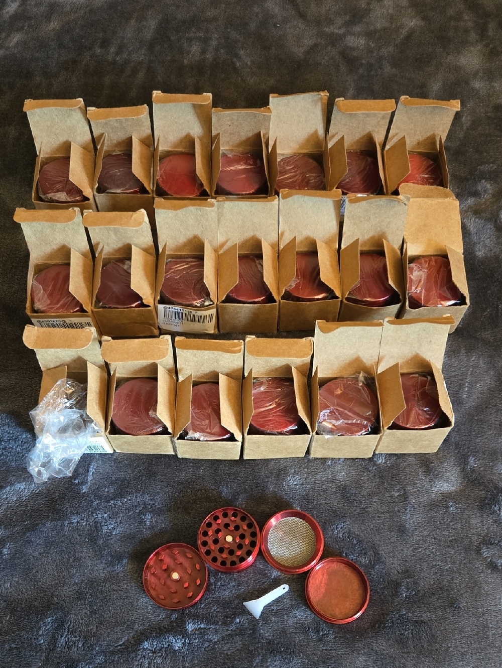 Lot of 20 Small Red Grinders